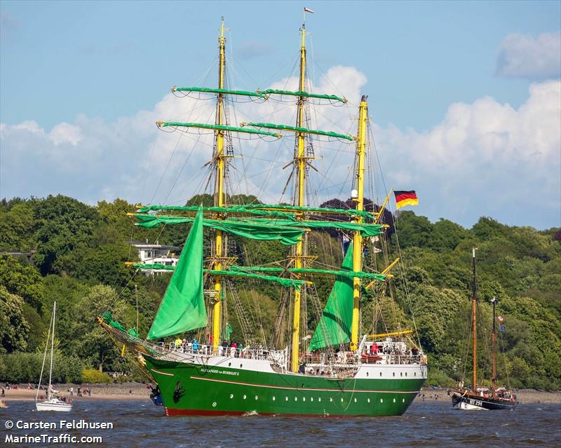 ALEX VON HUMBOLDT 2 FOTO