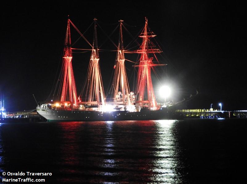 J.S. DE ELCANO FOTO