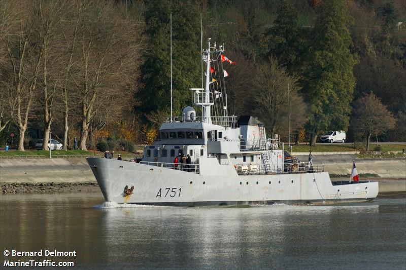 FRENCH WARSHIP LYX FOTO