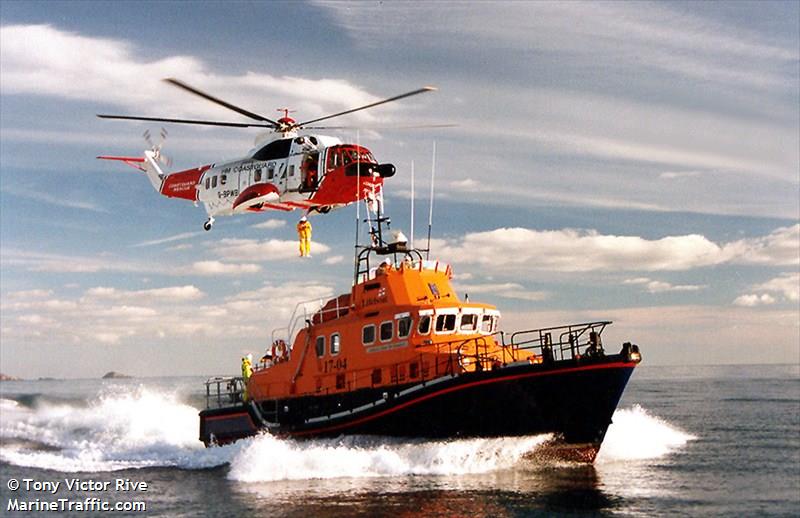 RNLI LIFEBOAT 17 04 FOTO