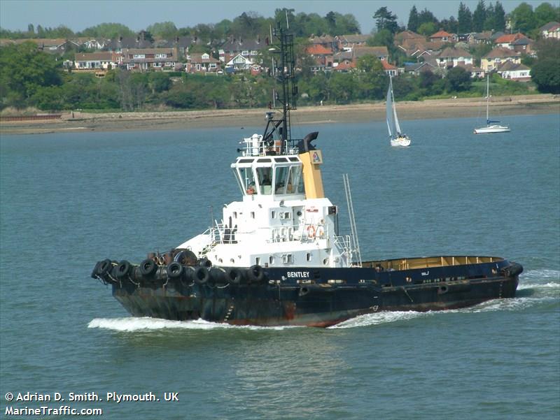 SVITZER BENTLEY FOTO