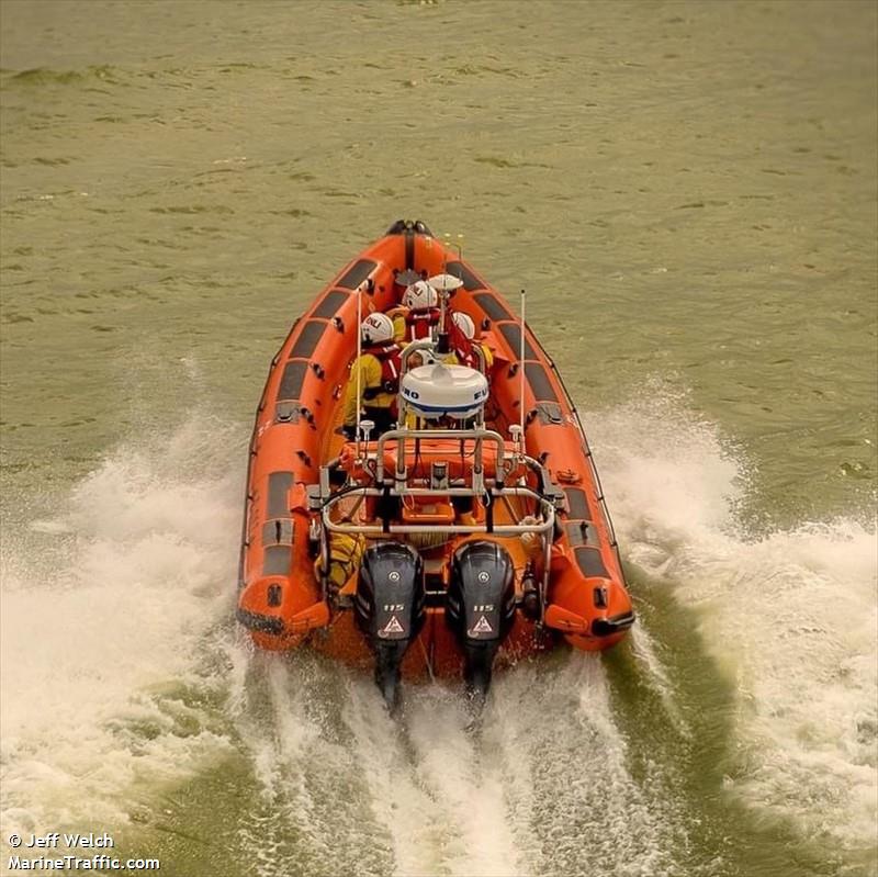 RNLI LIFEBOAT B 907 FOTO