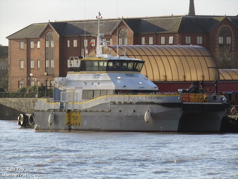 HST LLANELLI FOTO