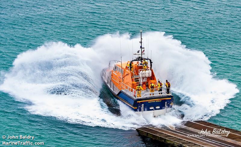 RNLI LIFEBOAT 16 04 FOTO