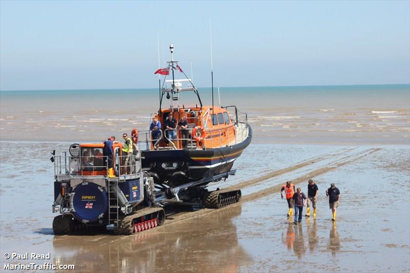 RNLI LIFEBOAT 13 01 FOTO