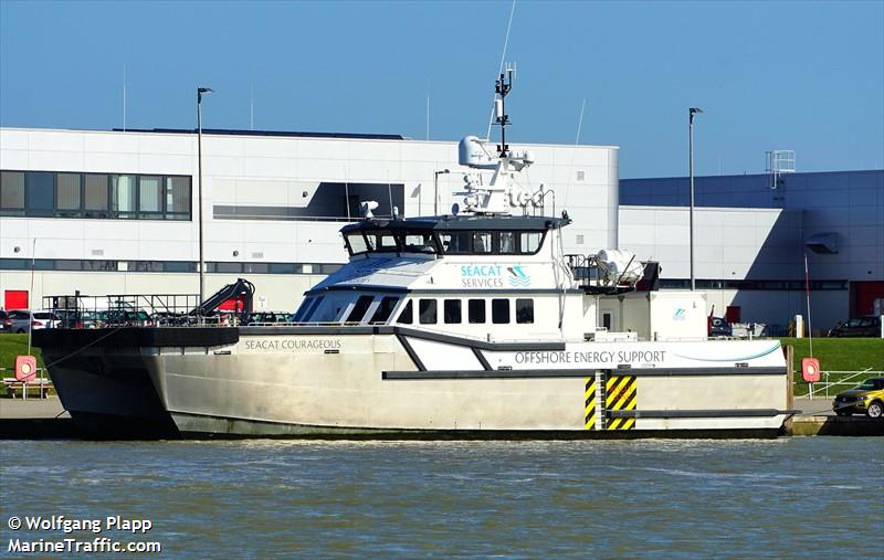 SEACAT COURAGEOUS FOTO