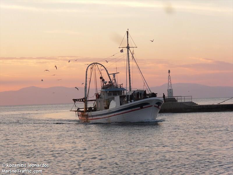 AGIOS NEKTARIOS FOTO