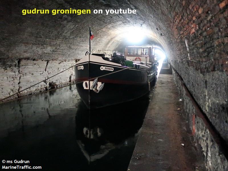 GUDRUN FOTO