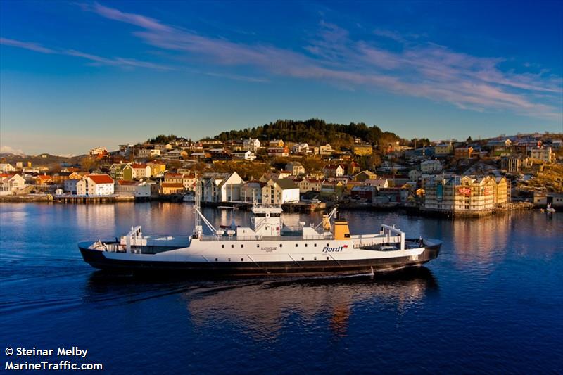 BJORNSUND FOTO