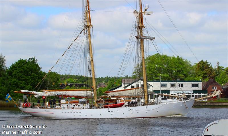 HMS FALKEN FOTO