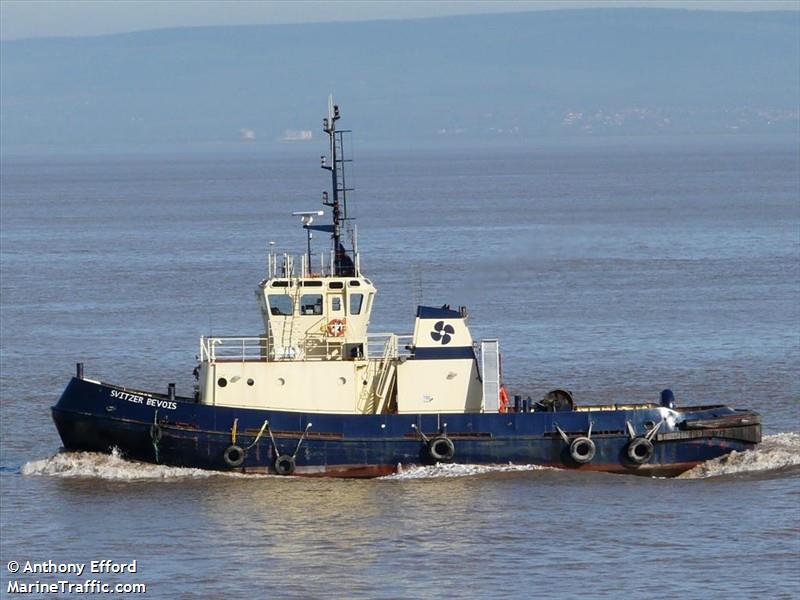 TUG BEAVER FOTO