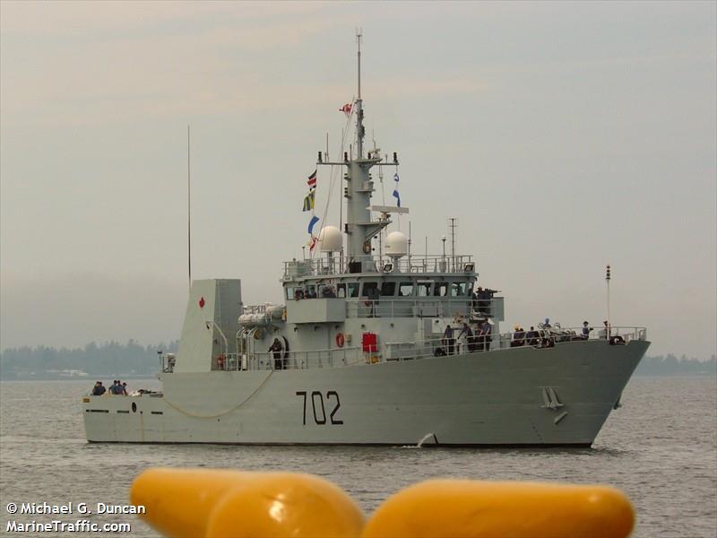 CDN WARSHIP 702 FOTO