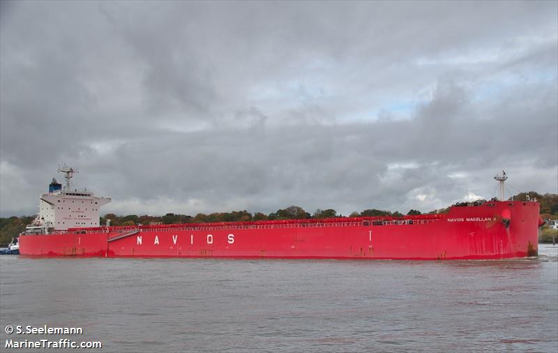 NAVIOS MAGELLAN II FOTO