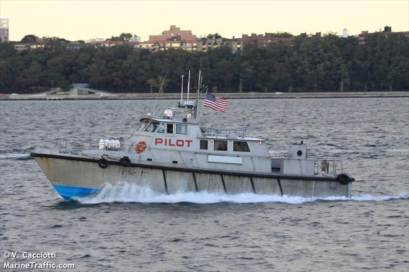 PILOT SANDY HOOK FOTO