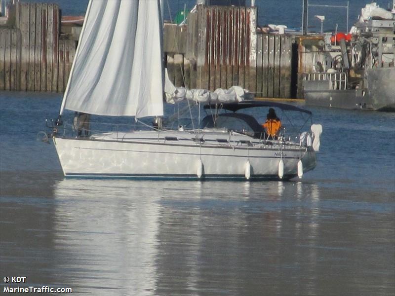 YACHT ENDEAVOUR FOTO