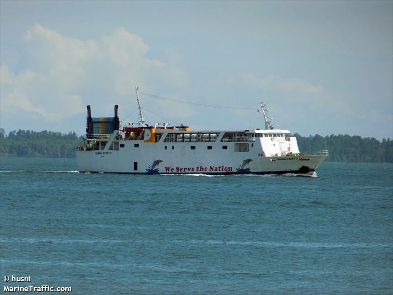 KM DHARMA FERRY 3 FOTO