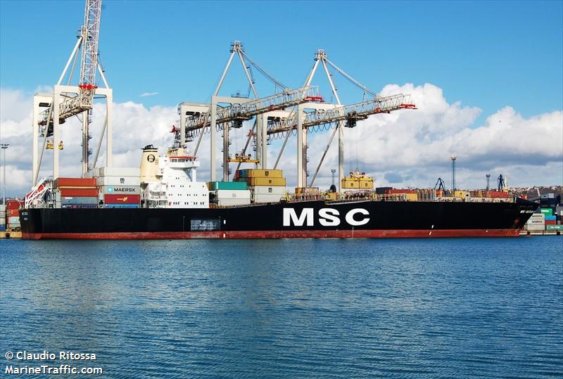 MSC CAITLIN FOTO